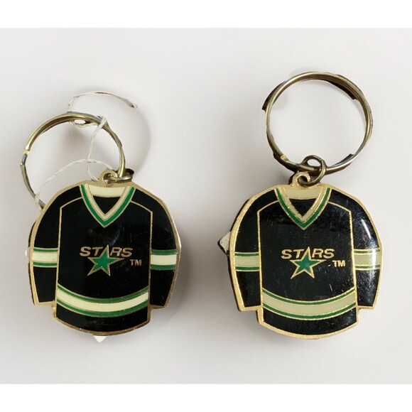 1991 NHL Dallas Stars Jersey Brass Keychain Key Ring - Picture 1 of 2